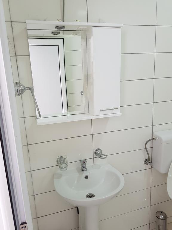 Avdiu Apartment Ulcinj Buitenkant foto